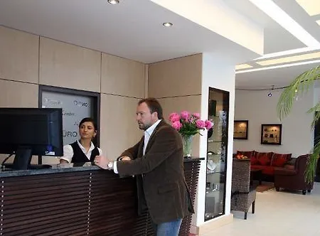 L'escala Hotel