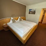 L'escala 3* Dreieich