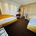 Hotel L'escala Dreieich