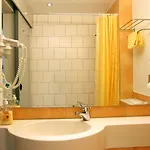 L'escala 3*