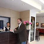 L'escala Hotel