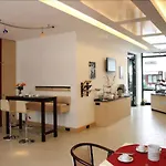 L'escala Hotel