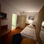 L'escala 3*