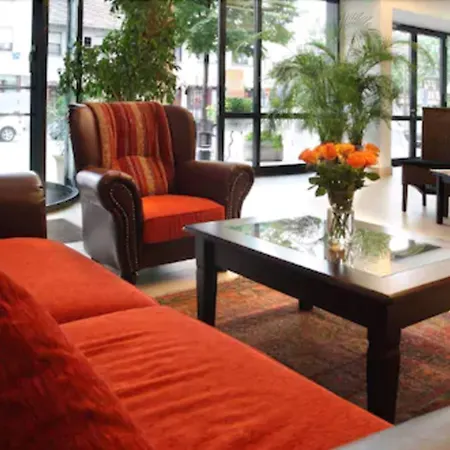 L'escala Hotell 3*